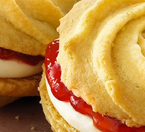 Jam and cream stuffed macaroon 